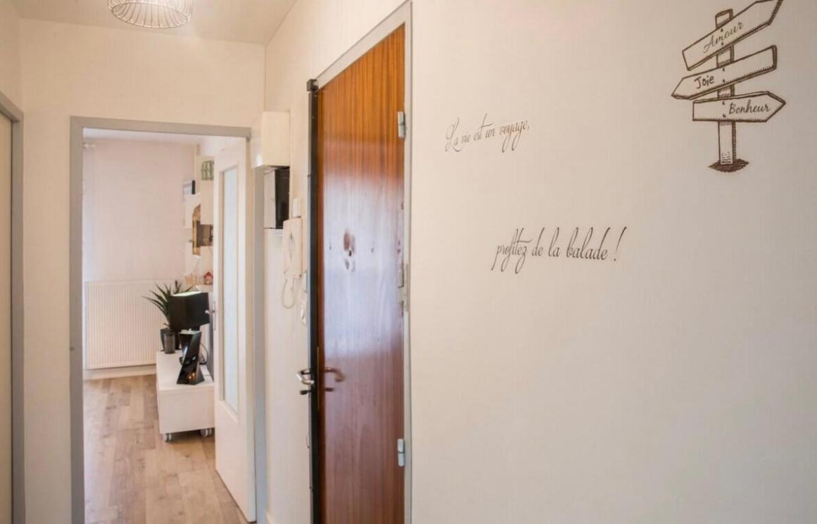 Charmant Appartement T1 Mâcon 外观 照片